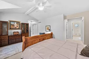 2119 Rochelle Park Dr, Rochester Hills, MI 48309 - Photo 17
