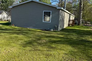 816 E James St, White Cloud, MI 49349 - Photo 3