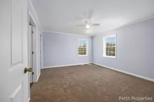 6937 Townhall Rd, Sheridan, MI 48884 - Photo 11