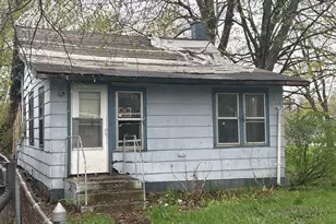 282 Chestnut St, Benton Harbor, MI 49022 - Photo 3