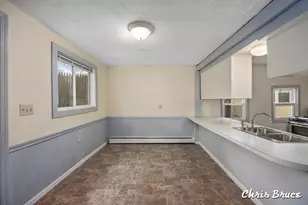 64 Quimby St NE, Grand Rapids, MI 49505 - Photo 5
