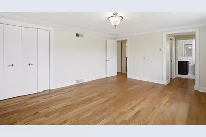 653 Perrien Place, Grosse Pointe Woods, MI 48236 - Photo 35