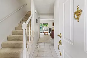 7117 Medallion Dr, Lansing, MI 48917 - Photo 3