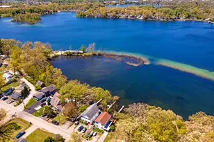6590 Academy Dr, Brighton, MI 48116 - Photo 43