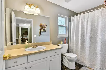 3288 Hickory Drive, Lake Orion, MI 48359 - Photo 17