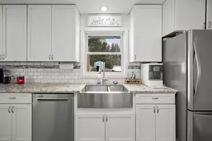 3140 Bluffwood Pl, Saint Joseph, MI 49085 - Photo 17