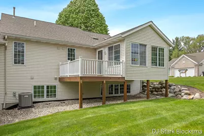 2038 Palmerton Court NE, Grand Rapids, MI 49505 - Photo 33