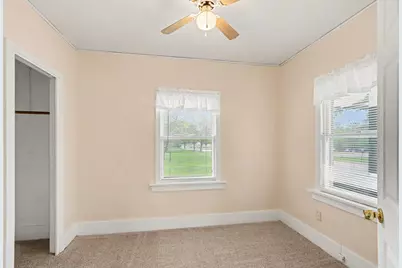549 Avenue A, Springfield, MI 49037 - Photo 13