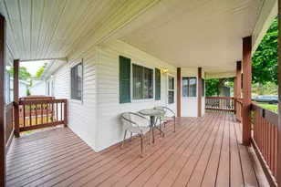 2105 Carlton Blvd, Jackson, MI 49203 - Photo 11