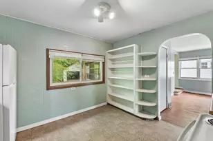 1017 McAllister Ave, Benton Harbor, MI 49022 - Photo 7
