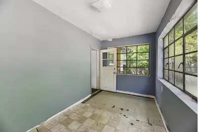 1017 McAllister Avenue, Benton Harbor, MI 49022 - Photo 17