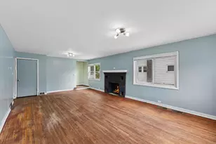 1017 McAllister Ave, Benton Harbor, MI 49022 - Photo 3