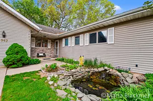 947 Southview Dr, Ionia, MI 48846 - Photo 3