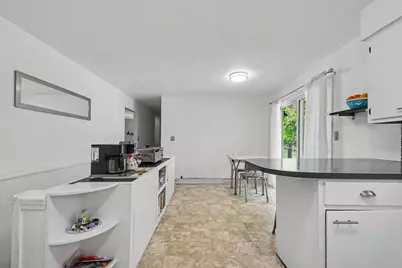 5248 Burgis Avenue SE, Kentwood, MI 49508 - Photo 5