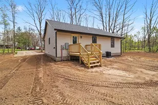 589 S Green St, White Cloud, MI 49349 - Photo 15