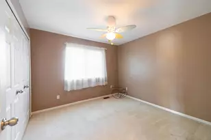 22006 Cherrywood Rd, Woodhaven, MI 48183 - Photo 27