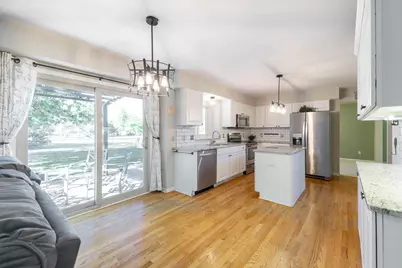 22006 Cherrywood Road, Woodhaven, MI 48183 - Photo 11