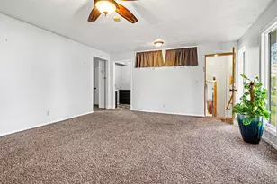 10165 S 29th St, Scotts, MI 49088 - Photo 5