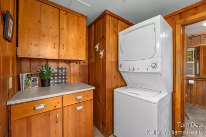 8175 S Island View Drive, Newaygo, MI 49337 - Photo 17