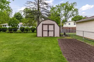 428 Liberty St, Sturgis, MI 49091 - Photo 37