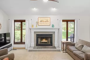 1693 Havenshire Ln, Brighton, MI 48114 - Photo 9