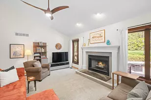 1693 Havenshire Ln, Brighton, MI 48114 - Photo 7