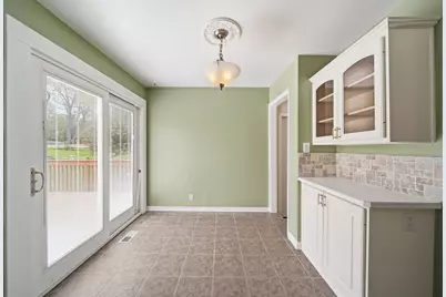 584 Birchwood Street, Jackson, MI 49203 - Photo 17