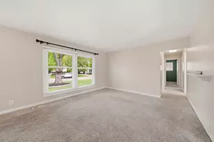 584 Birchwood St, Jackson, MI 49203 - Photo 11
