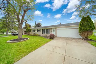 584 Birchwood St, Jackson, MI 49203 - Photo 5