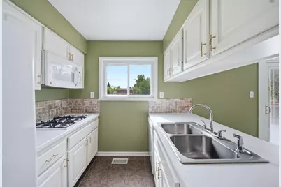 584 Birchwood Street, Jackson, MI 49203 - Photo 15