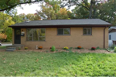 924 N Maple Road, Ann Arbor, MI 48103 - Photo 1
