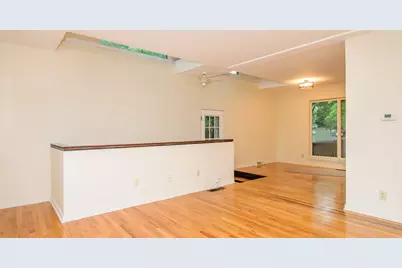 924 N Maple Road, Ann Arbor, MI 48103 - Photo 3