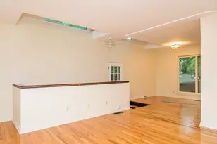 924 N Maple Rd, Ann Arbor, MI 48103 - Photo 3