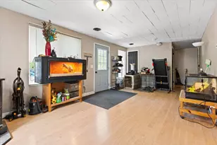 8744 Mackinaw Trail Dr, Howard City, MI 49329 - Photo 5