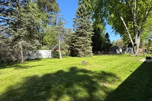 5634 W Hiawatha Ln, Stevensville, MI 49127 - Photo 19