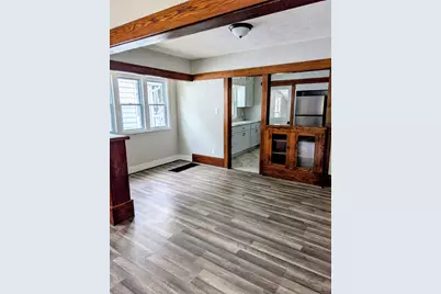 21 Charlotte Street, Battle Creek, MI 49017 - Photo 5