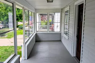 21 Charlotte St, Battle Creek, MI 49017 - Photo 3