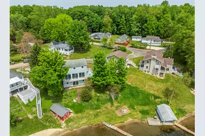 15657 Lakeview Drive, Buchanan, MI 49107 - Photo 39