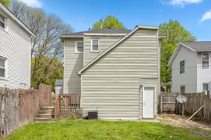 1120 12th St NW, Grand Rapids, MI 49504 - Photo 29