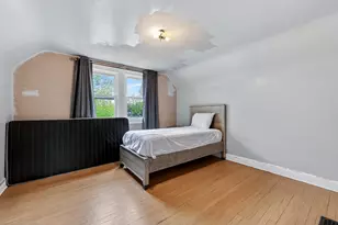 1216 W Broadway Ave, Muskegon, MI 49441 - Photo 17