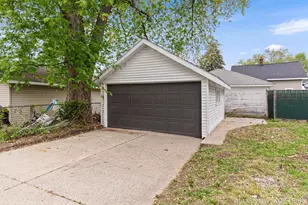 1624 Martindale Ave SW, Wyoming, MI 49509 - Photo 47