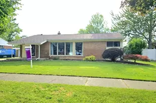 2410 Middlefield Rd, Trenton, MI 48183 - Photo 3