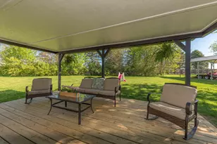12199 N Meridian Rd, Pleasant Lake, MI 49272 - Photo 7