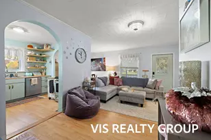 508 Monroe Ave, Grand Haven, MI 49417 - Photo 15