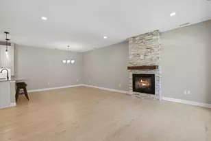610 Boardwalk Ln, Dexter, MI 48130 - Photo 9