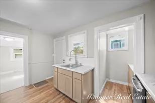 1108 Muskegon Ave NW, Grand Rapids, MI 49504 - Photo 13