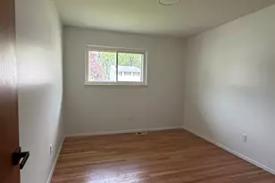 14165 Alexander, Livonia, MI 48154 - Photo 9