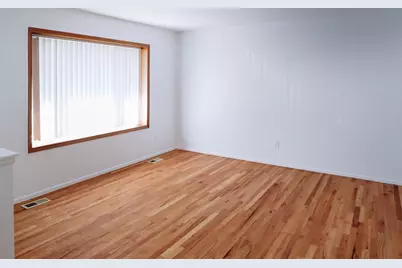 14165 Alexander, Livonia, MI 48154 - Photo 7