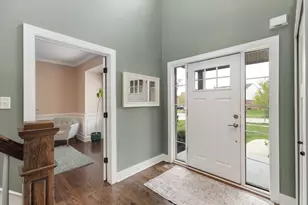 4790 Catalina Dr, Lake Orion, MI 48359 - Photo 3