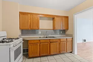 2153 Philo Ave, Muskegon, MI 49441 - Photo 11